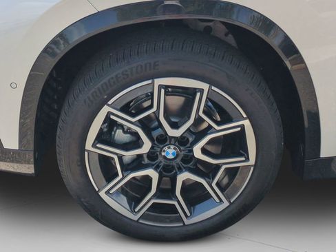 New 2026 BMW X1 xDrive28i w/ Technology Package AWD/4WD image 11