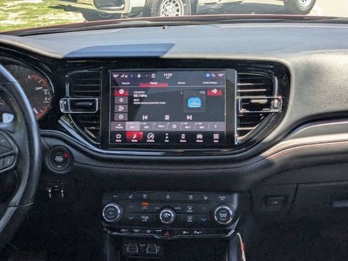 Used 2024 Dodge Durango GT RWD image 18