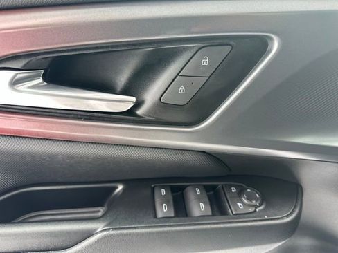 Used 2024 Chevrolet Equinox EV RS image 26