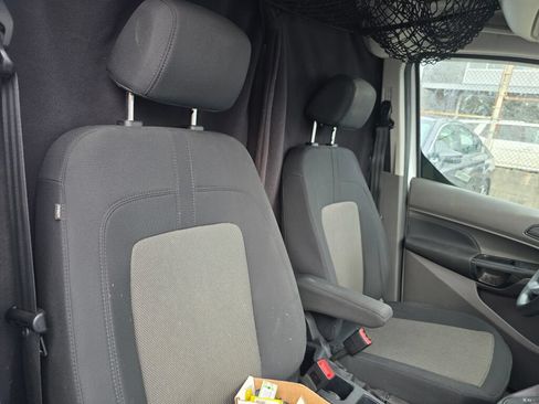 Used 2021 Ford Transit Connect XL FWD image 8