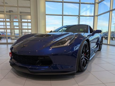 Used 2019 Chevrolet Corvette Z06 image 1