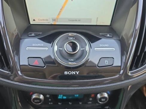 Used 2016 Ford Escape Titanium AWD/4WD image 29