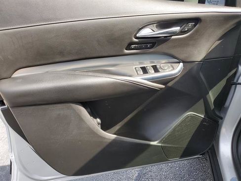 Used 2021 Cadillac XT4 Premium Luxury w/ LPO, Onyx Sport Package FWD image 43