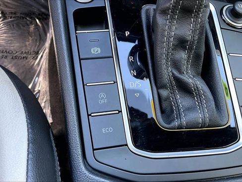 Used 2019 Volkswagen Jetta R-Line FWD image 34