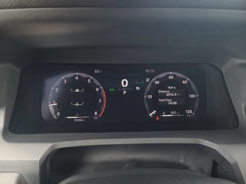 Used 2024 Toyota Tacoma TRD Off-Road AWD/4WD image 19