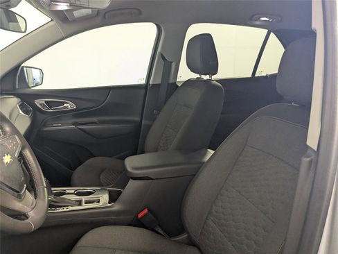 Used 2021 Chevrolet Equinox LT image 9