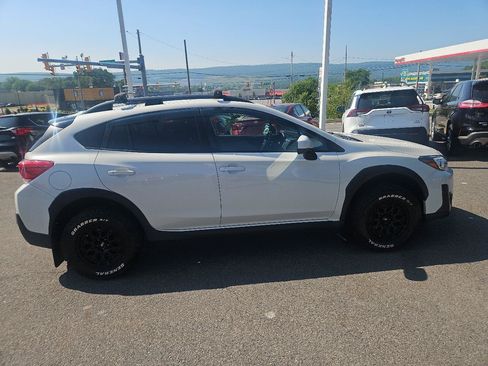 Used 2021 Subaru Crosstrek 2.0i Premium AWD/4WD image 2