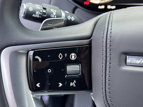 Certified 2025 Land Rover Range Rover Autobiography AWD/4WD image 31