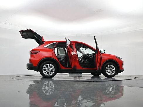 Certified 2024 Ford Escape Active FWD image 53