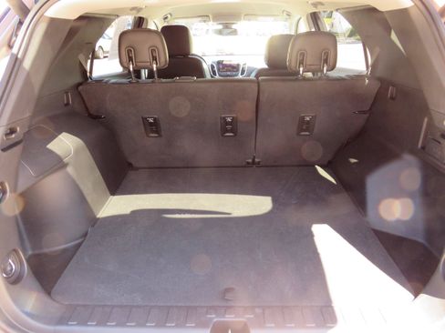 Used 2019 Chevrolet Equinox Premier AWD/4WD image 12