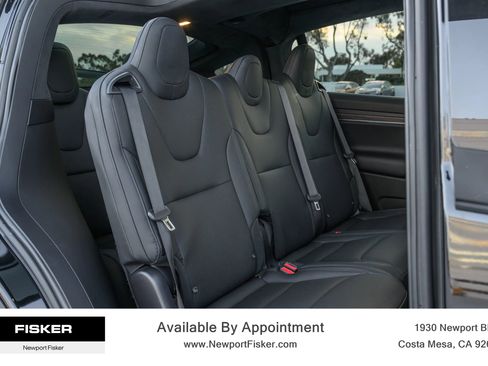 Used 2024 Tesla Model X image 23