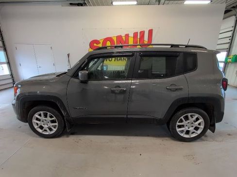 Used 2020 Jeep Renegade Latitude w/ Cold Weather Group image 2