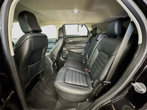 Used 2022 Ford Edge SEL image 28