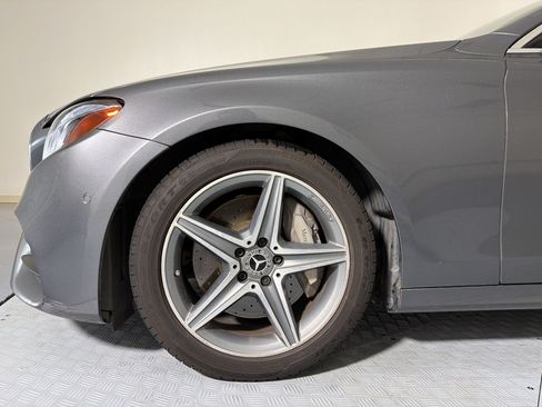Used 2019 Mercedes-Benz E 300 image 10