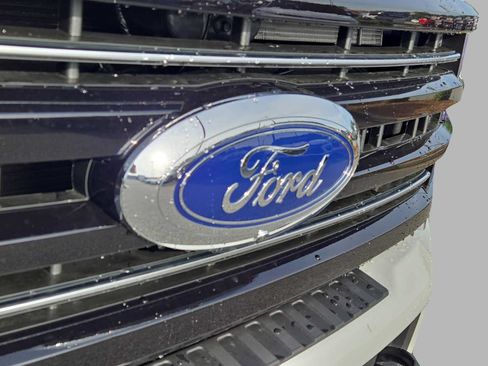 New 2026 Ford F250 Platinum AWD/4WD image 17