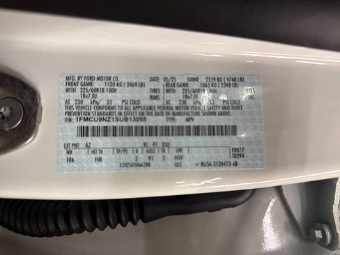 Used 2025 Ford Escape ST-Line Elite image 32