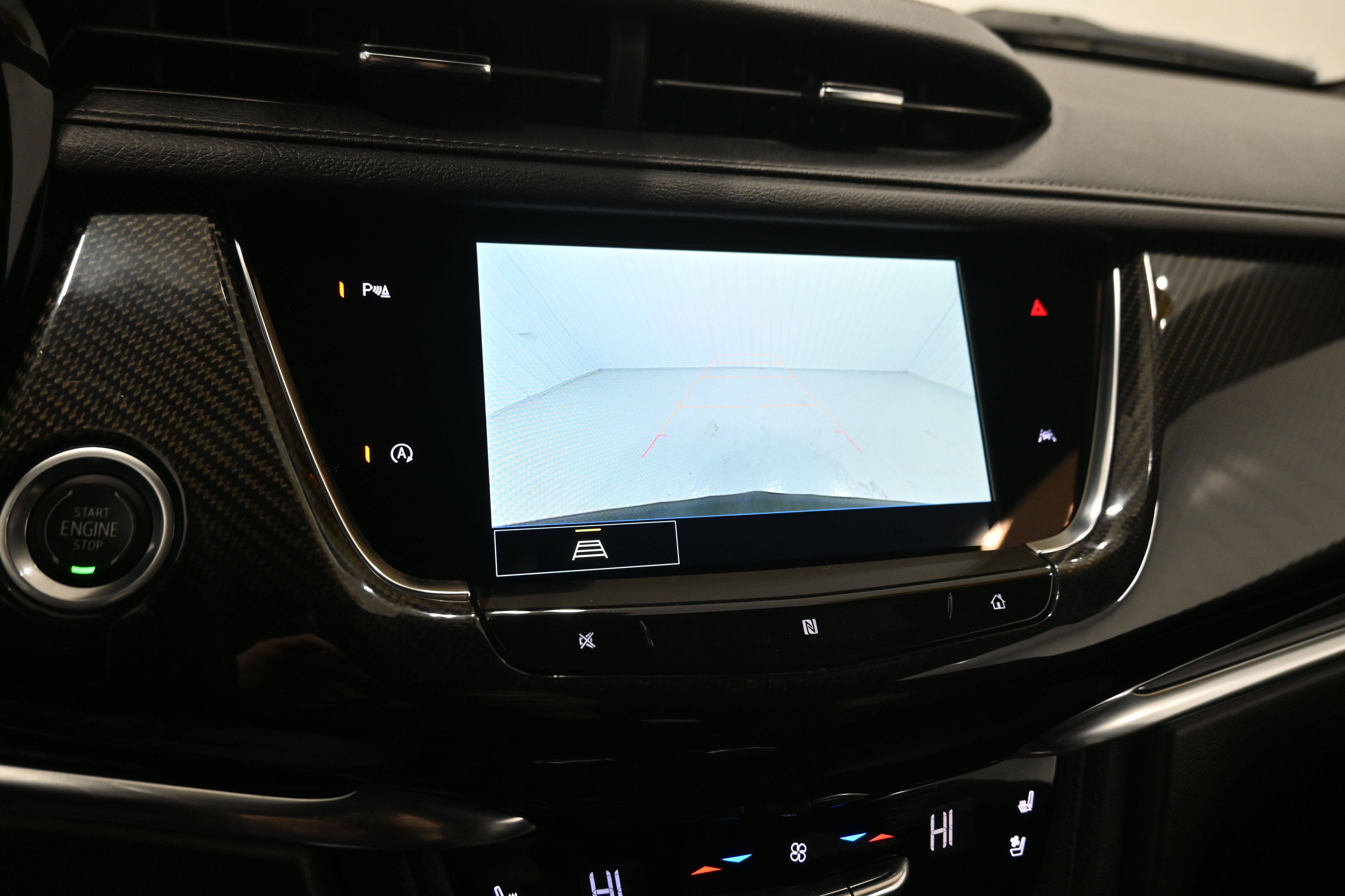 Used 2021 Cadillac XT6 Sport AWD/4WD image 23