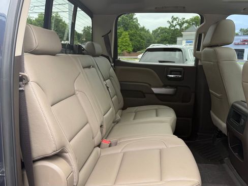 Used 2018 Chevrolet Silverado 1500 LTZ Z71 w/ Centennial Edition AWD/4WD image 37