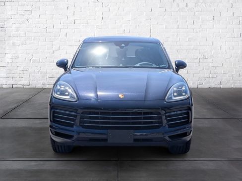 Used 2021 Porsche Cayenne AWD/4WD image 3