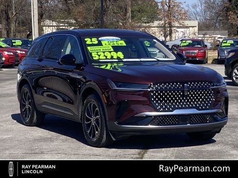 Certified 2025 Lincoln Nautilus Premier w/ Equipment Group 102A image 1