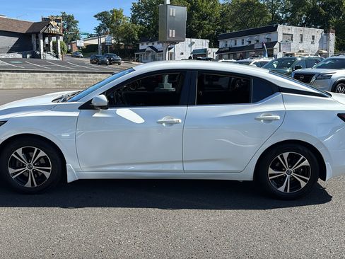 Certified 2020 Nissan Sentra SV FWD image 4