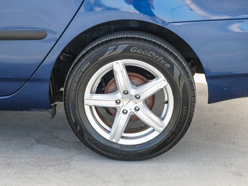 Used 2007 Toyota Corolla CE FWD image 10