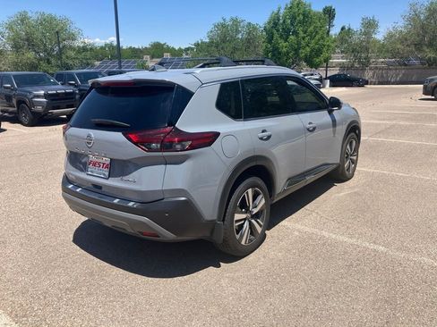 Used 2021 Nissan Rogue SL AWD/4WD image 5
