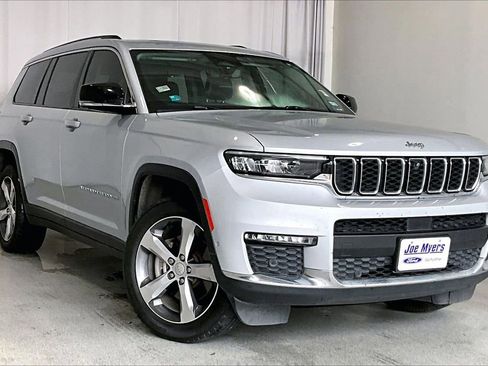 Used 2023 Jeep Grand Cherokee L Limited w/ Luxury Tech Group II image 1
