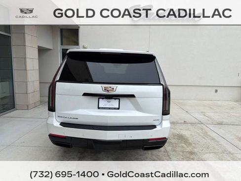 Certified 2025 Cadillac Escalade Sport Platinum AWD/4WD image 3