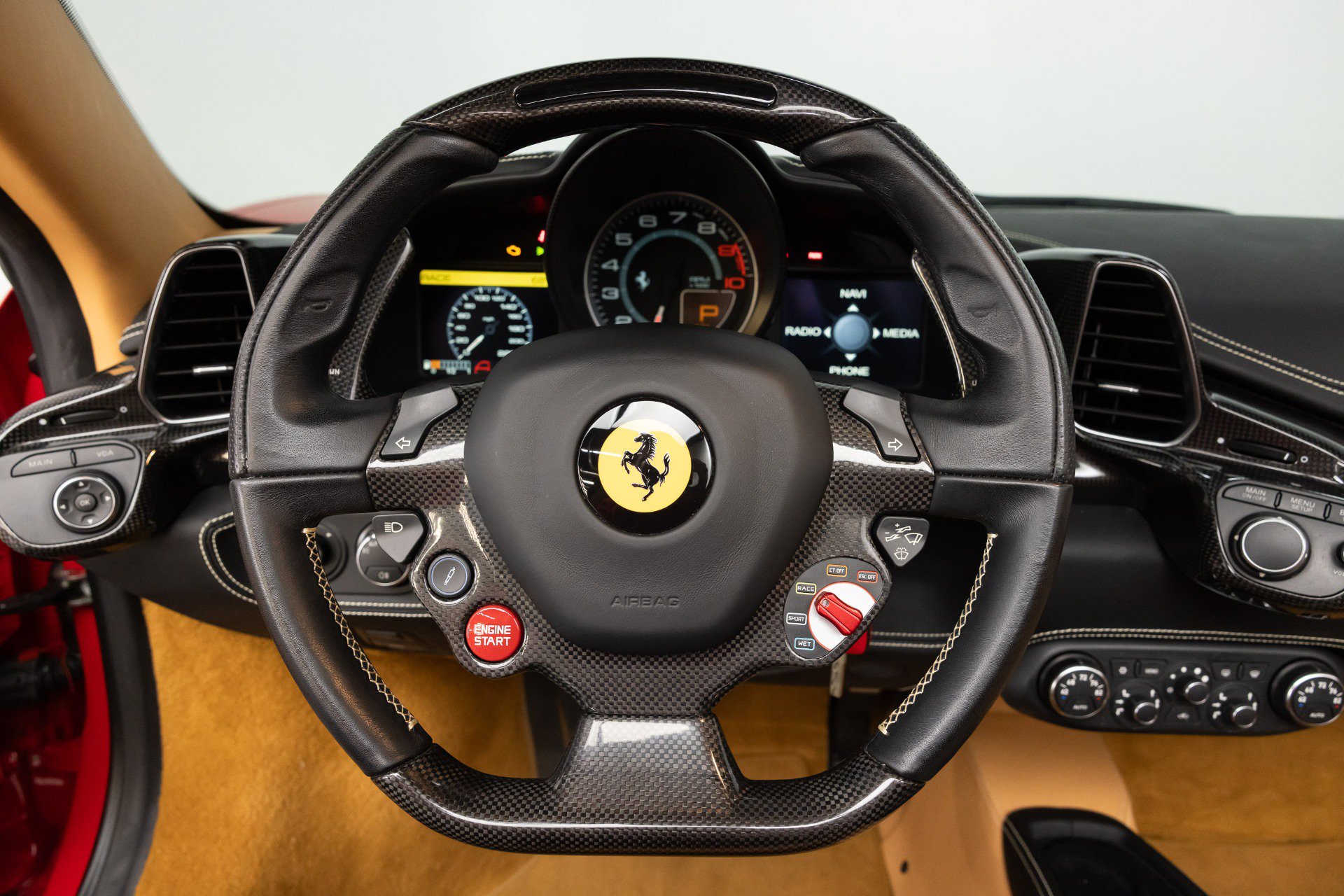 Certified 2013 Ferrari 458 Spider RWD image 84