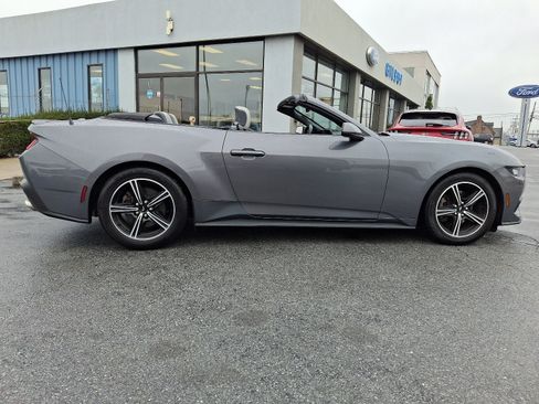 Used 2024 Ford Mustang Premium RWD image 7