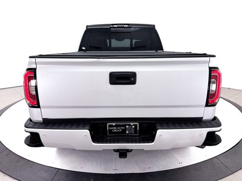 Used 2018 GMC Sierra 1500 Denali AWD/4WD image 17