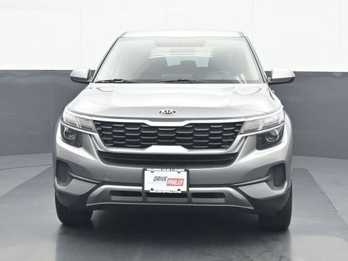 Used 2021 Kia Seltos LX AWD/4WD image 1