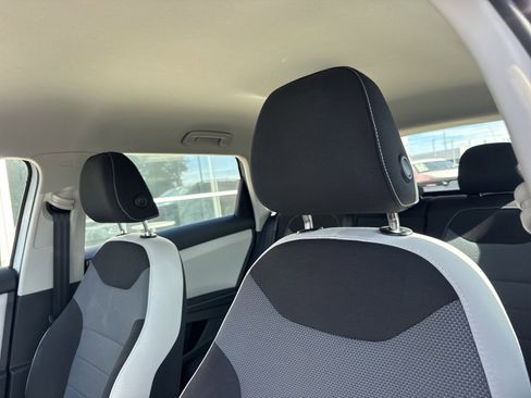New 2026 Volkswagen Taos S FWD image 16
