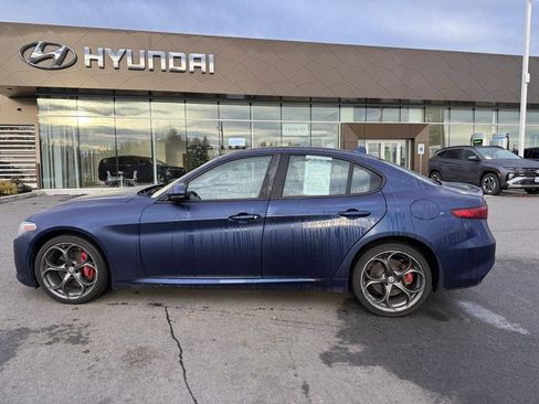 Used 2019 Alfa Romeo Giulia Ti Sport w/ Quick Order Package 22S Sport image 3