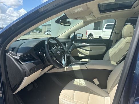 Used 2023 Buick Enclave Essence w/ Experience Buick Package image 9