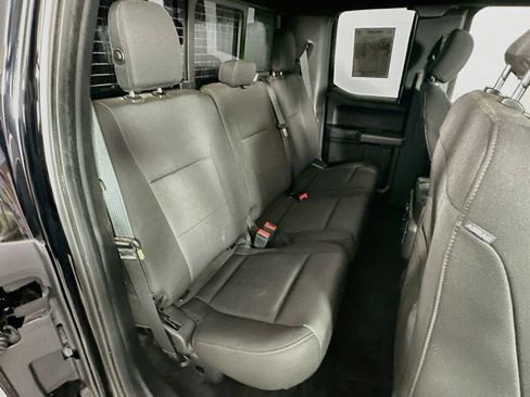 Used 2018 Ford F150 XLT w/ Equipment Group 302A Luxury AWD/4WD image 32