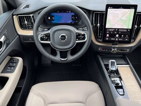 New 2026 Volvo XC60 B5 Plus w/ Climate Package AWD/4WD image 11