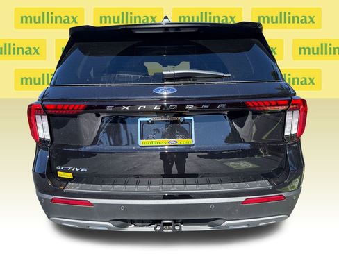 New 2026 Ford Explorer Active w/ Active Comfort Package image 14