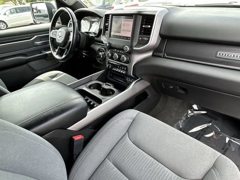 Used 2022 RAM 1500 Big Horn AWD/4WD image 13