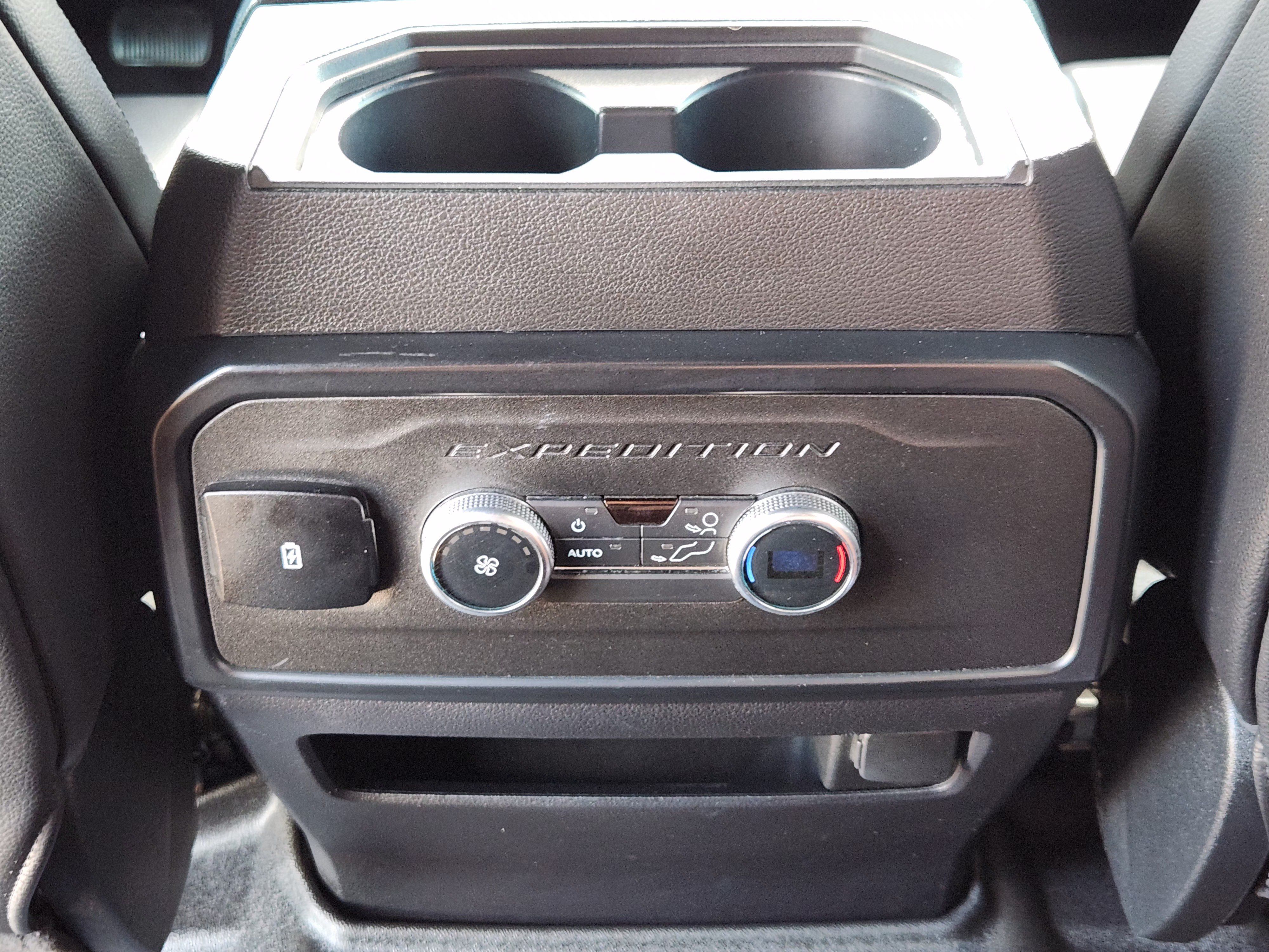 Used 2021 Ford Expedition XLT RWD image 29