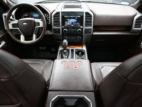Used 2015 Ford F150 King Ranch w/ Equipment Group 601A Luxury AWD/4WD image 14