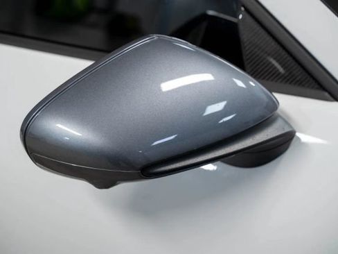 Used 2025 Porsche 911 Carrera T RWD image 13