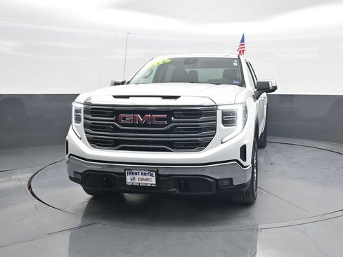 Used 2024 GMC Sierra 1500 SLT AWD/4WD image 3