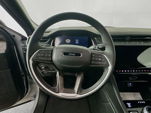 New 2026 Jeep Grand Cherokee L 4WD image 16
