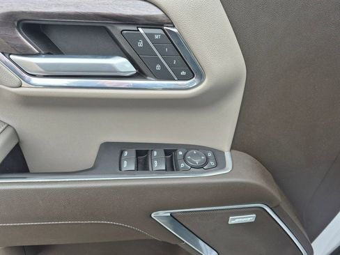 Used 2022 Chevrolet Silverado 1500 LTZ w/ LTZ Convenience Package II image 13