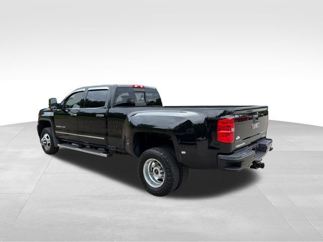 Used 2018 GMC Sierra 3500 Denali w/ Duramax Plus Package AWD/4WD image 5