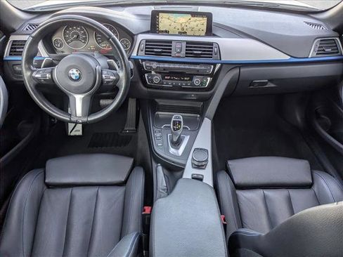 Used 2018 BMW 440i Convertible image 17