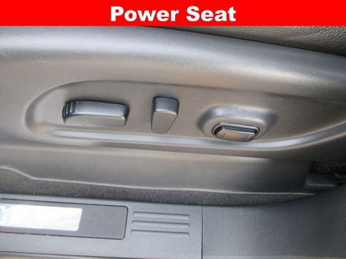 Used 2021 Nissan Titan PRO-4X w/ Pro-4x Convenience Package AWD/4WD image 28