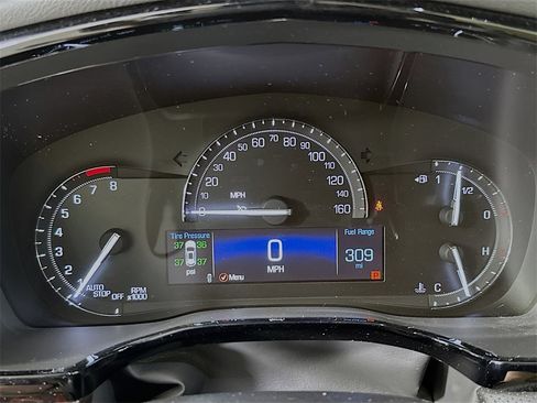 Used 2018 Cadillac XT5 Premium Luxury image 12